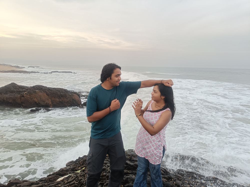 Shivam and Shruti play-acting a crowning moment on the rocks